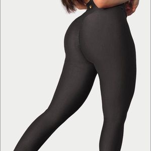 *New Never Worn* Obsession Shapewear Leggings
